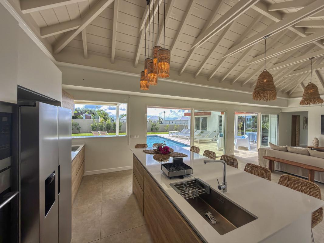 13.Location Villa piscine vue mer St François Guadeloupe_Cuisine